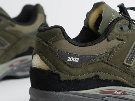 New Balance 2002 Protection Pack ''Dark Moss'' - SneakerBAAS