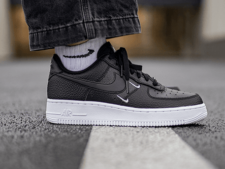 Nike Air Force 1 07 Essential 